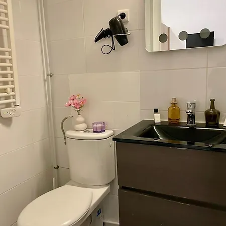 Cozy For 2 In Marais Apartment Paris