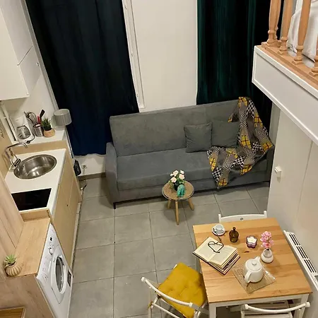 Cozy For 2 In Marais شقة *